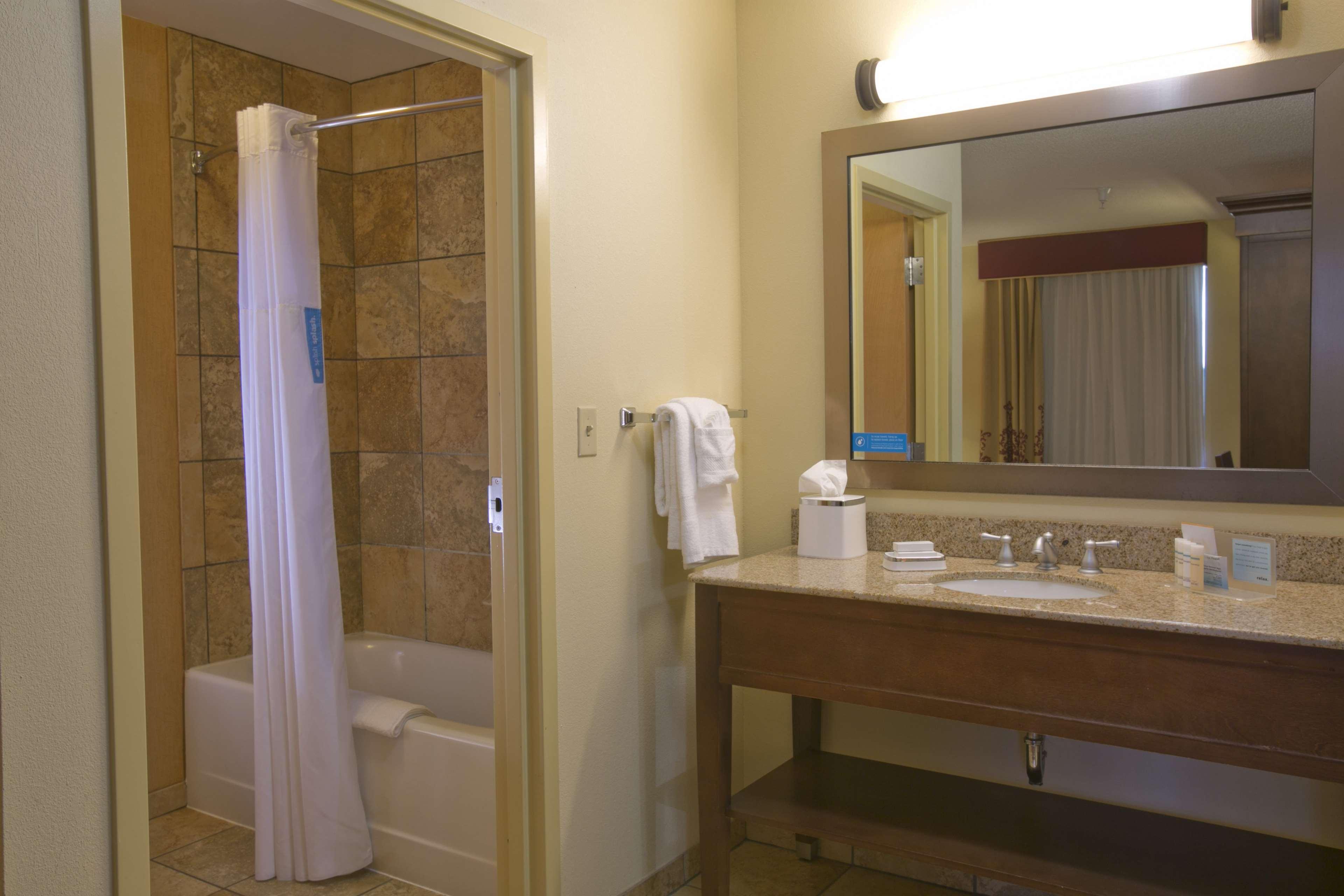 Hampton Inn & Suites Wiggins Exterior foto