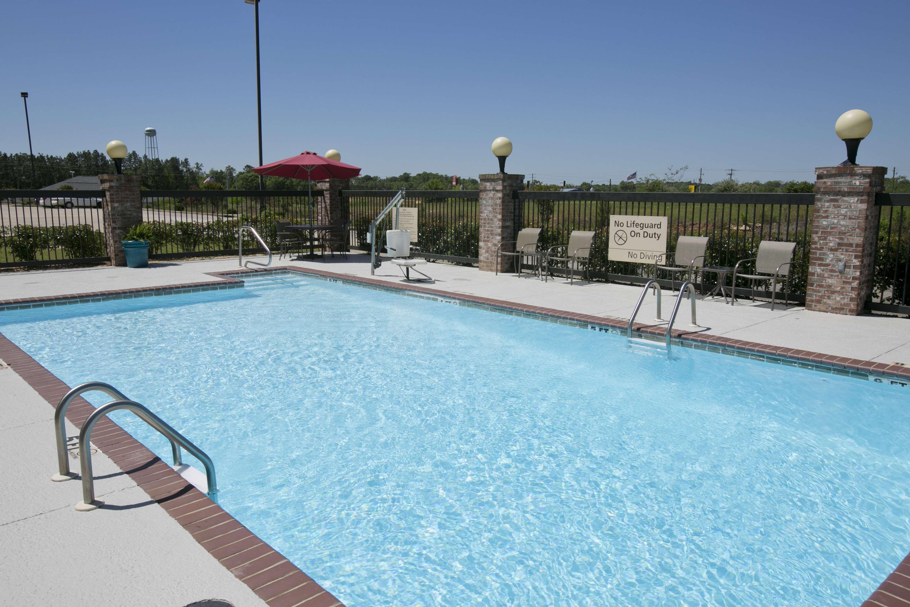 Hampton Inn & Suites Wiggins Exterior foto